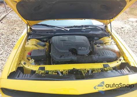 2019 Dodge Challenger Sxt z USA, uszkodzony, nr VIN 2C3CDZAGXKH508867